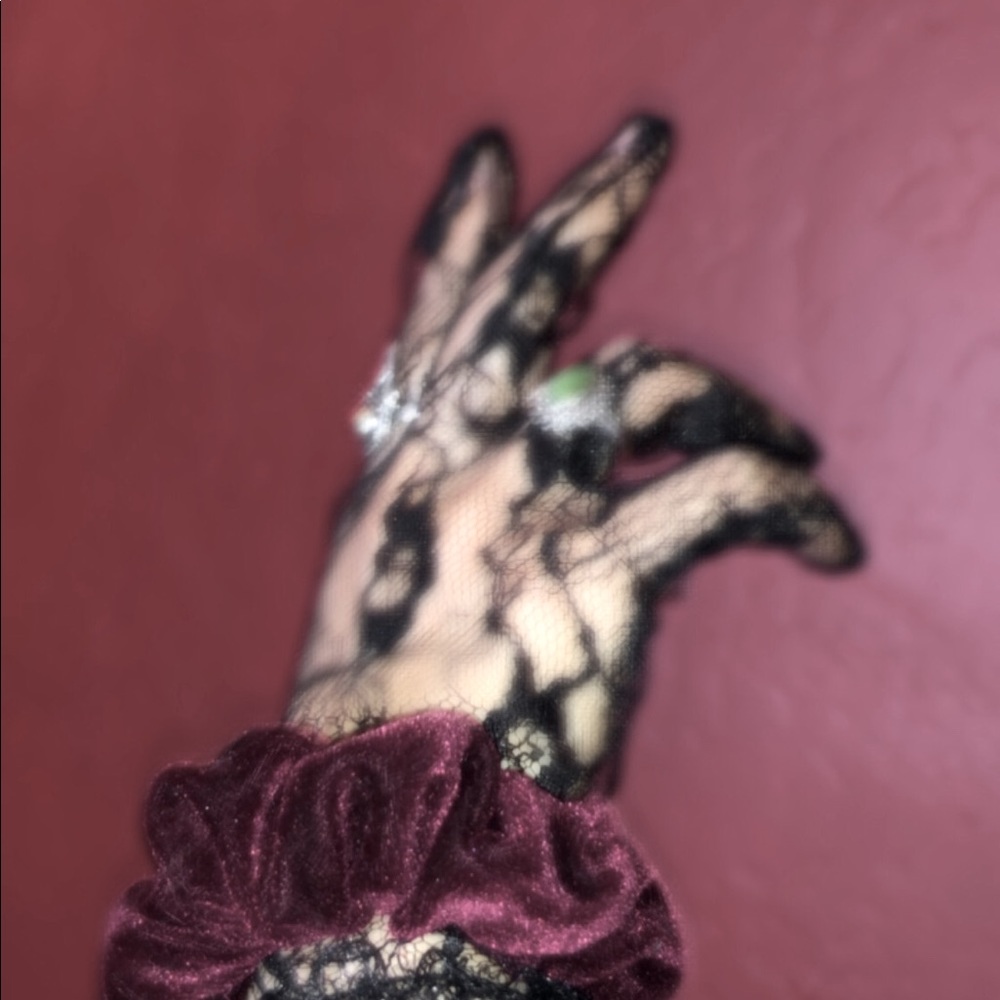 Black lace gloves